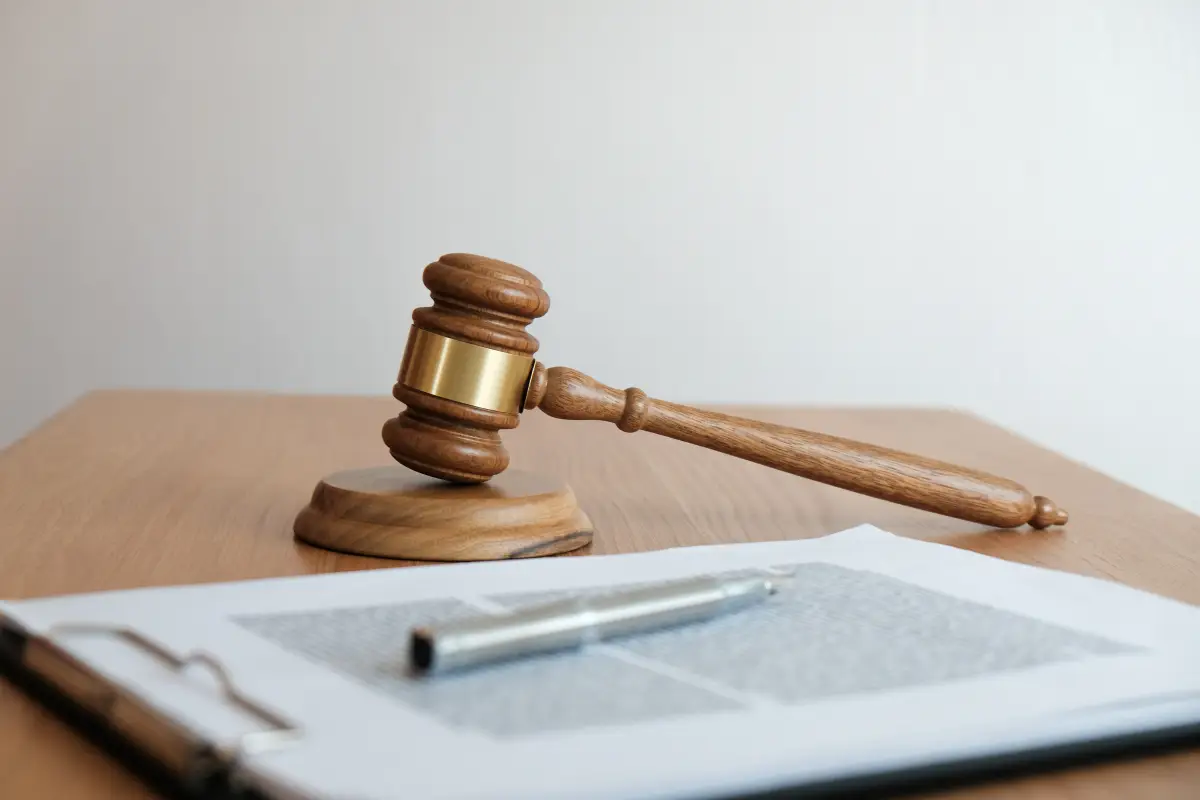 White Collar Crime in India: A Comprehensive Analysis 6 Laws and legal framework addressing white collar crime in India, including regulatory bodies and their roles.