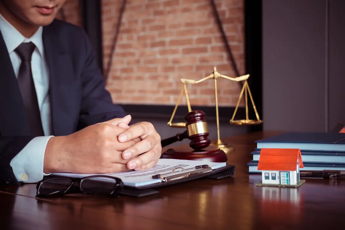 Collective Bargaining in Labour Law: A Complete Guide 1 collective bargaining rights for employees in India, explaining its significance in labor relations