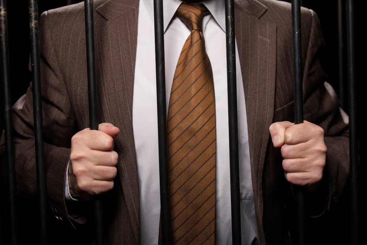 White Collar Crime in India: A Comprehensive Analysis 3 Definition and meaning of white collar crime in India with examples of non-violent financial offenses.